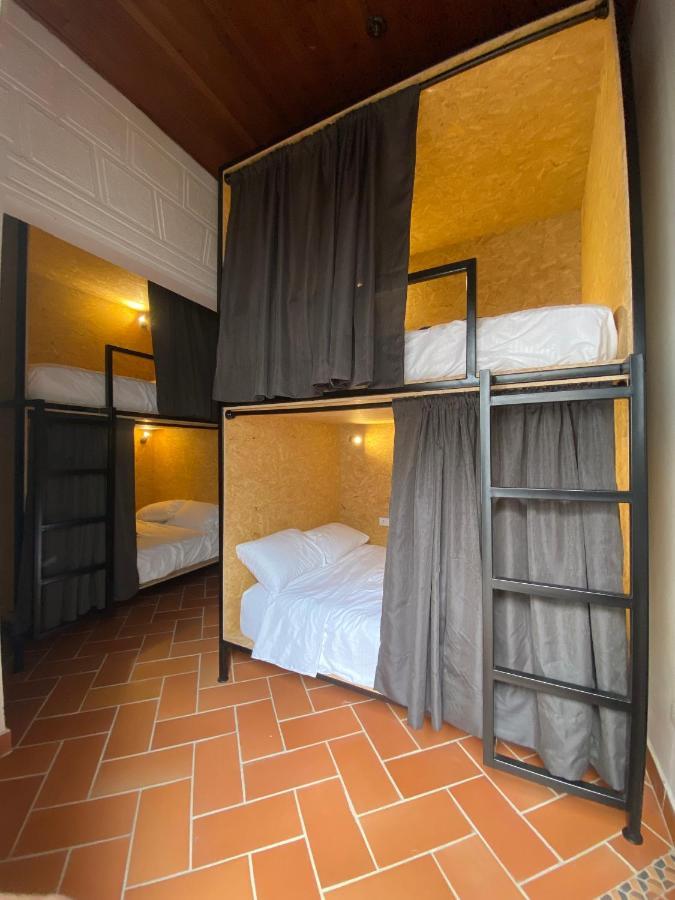 Banana Hostel Bogotá Dış mekan fotoğraf